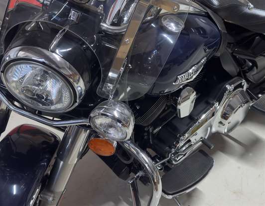 HARLEY-DAVIDSON-ROAD KING POLICE-2015