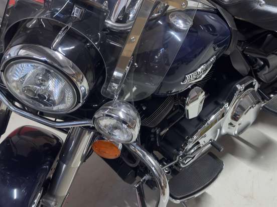HARLEY-DAVIDSON-ROAD KING POLICE HARLEY-DAVIDSON-ROAD KING POLICE-2015