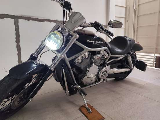 HARLEY-DAVIDSON-V-ROD-2009