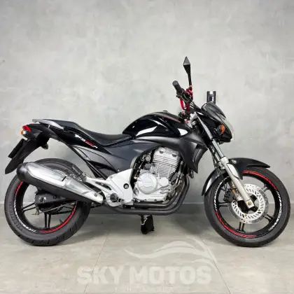 HONDA CB 300R 
