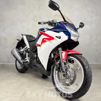 HONDA-CBR 250R-2012