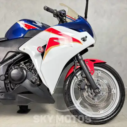 HONDA-CBR 250R-2012