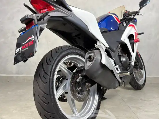 HONDA-CBR 250R HONDA-CBR 250R-2012