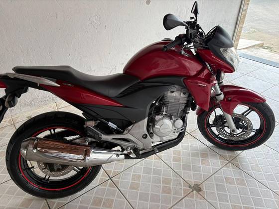 HONDA CB 300R 