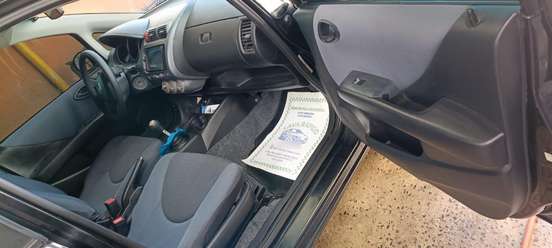 HONDA-FIT-2007