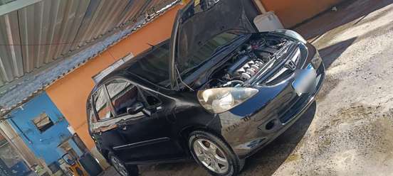HONDA-FIT-2007