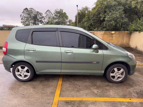 HONDA-FIT-2003