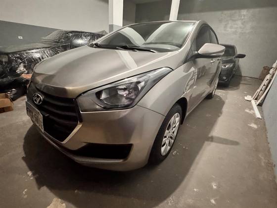 HYUNDAI HB20 1.0 COMFORT PLUS 12V FLEX 4P MANUAL