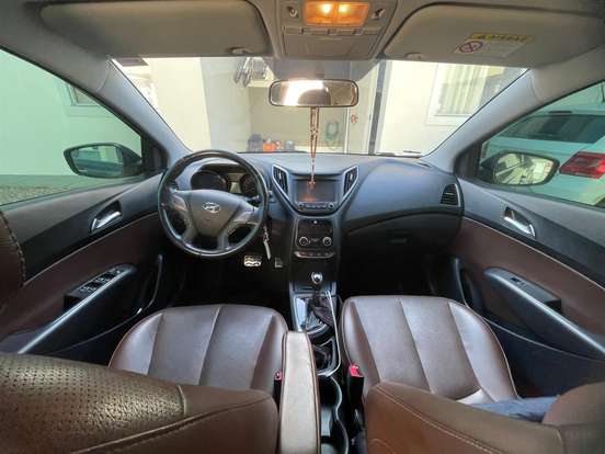 HYUNDAI-HB20-2017