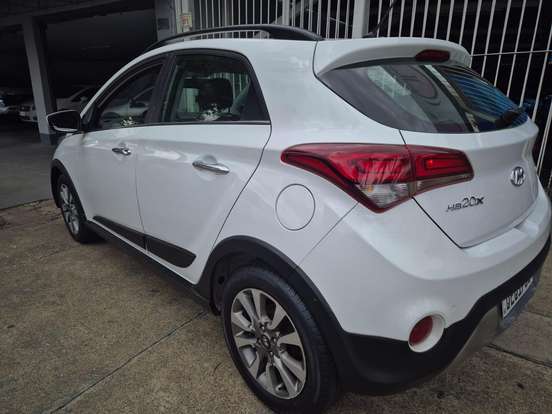 HYUNDAI-HB20-1.6 PREMIUM 16V FLEX 4P AUTOMÁTICO HYUNDAI-HB20-2018