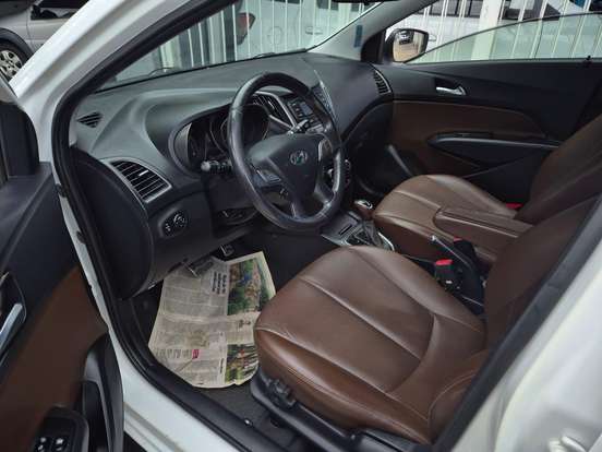 HYUNDAI-HB20-1.6 PREMIUM 16V FLEX 4P AUTOMÁTICO HYUNDAI-HB20-2018