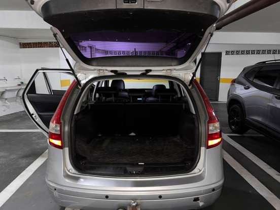 HYUNDAI-I30-2.0 MPI 16V GASOLINA 4P AUTOMÁTICO HYUNDAI-I30-2010