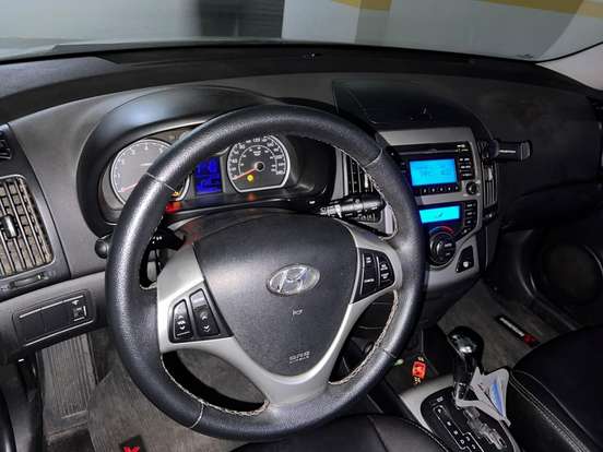 HYUNDAI-I30-2.0 MPI 16V GASOLINA 4P AUTOMÁTICO HYUNDAI-I30-2010