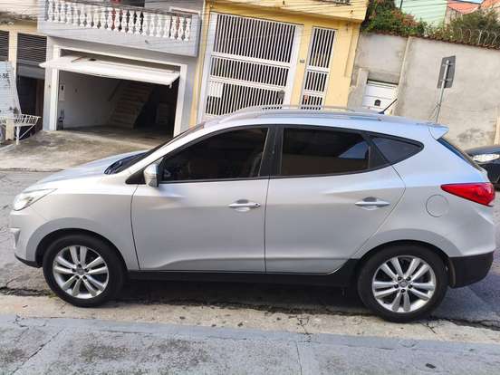 HYUNDAI-IX35-2.0 MPFI GLS 4X2 16V GASOLINA 4P MANUAL HYUNDAI-IX35-2010
