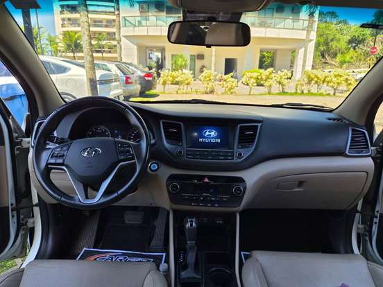 HYUNDAI-TUCSON-2017
