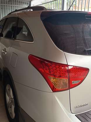 HYUNDAI-VERACRUZ-3.8 V6 GASOLINA 4WD AUTOMÁTICO HYUNDAI-VERACRUZ-2009