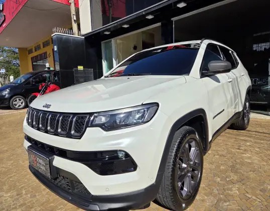 JEEP COMPASS 1.3 T270 TURBO FLEX LONGITUDE AT6