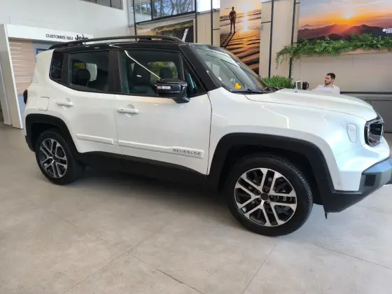 JEEP RENEGADE 1.3 T270 TURBO MHEV SAHARA AT6 JEEP RENEGADE 1.3 T270 TURBO MHEV SAHARA AT6