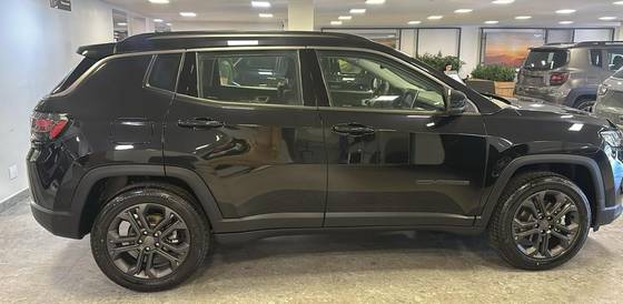 JEEP COMPASS 1.3 T270 TURBO FLEX LONGITUDE AT6
