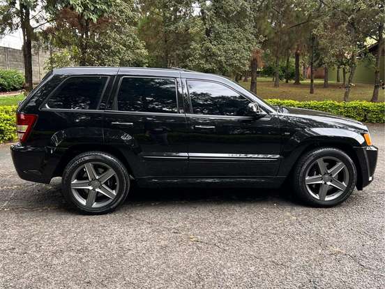 JEEP-GRAND CHEROKEE-6.1 SRT8 4X4 V8 16V GASOLINA 4P AUTOMÁTICO JEEP-GRAND CHEROKEE-2006