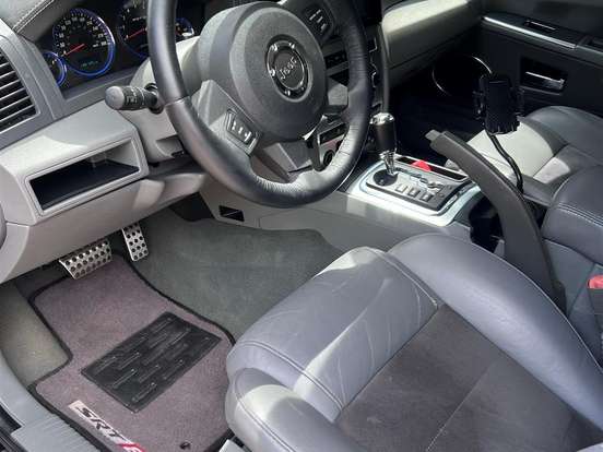 JEEP-GRAND CHEROKEE-6.1 SRT8 4X4 V8 16V GASOLINA 4P AUTOMÁTICO JEEP-GRAND CHEROKEE-2006