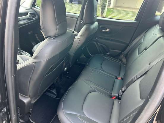 JEEP-RENEGADE-2025