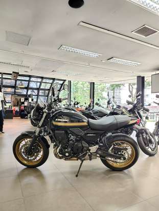 KAWASAKI-Z650 ABS RS-2025
