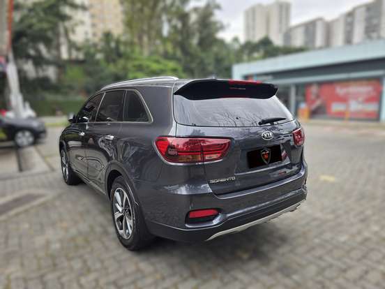 KIA-SORENTO-2018