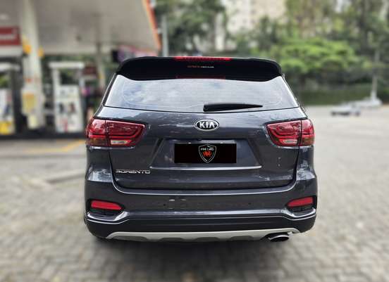 KIA-SORENTO-2018