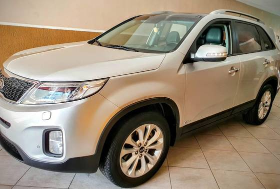 KIA SORENTO 3.5 V6 GASOLINA EX 7L 4WD AUTOMÁTICO