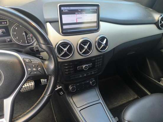 MERCEDES-BENZ-B 200-2013