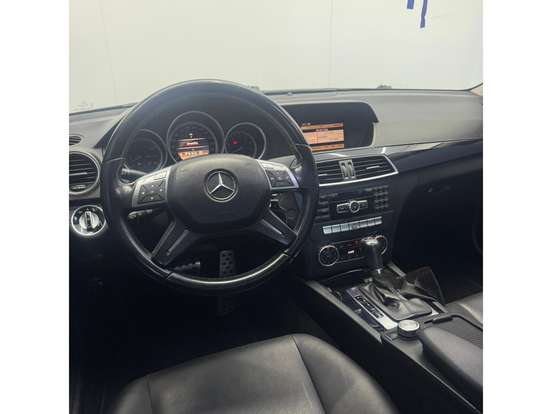 MERCEDES-BENZ-C 180-2011