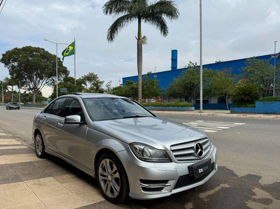 MERCEDES-BENZ C 200 1.8 CGI AVANTGARDE 16V GASOLINA 4P AUTOMÁTICO