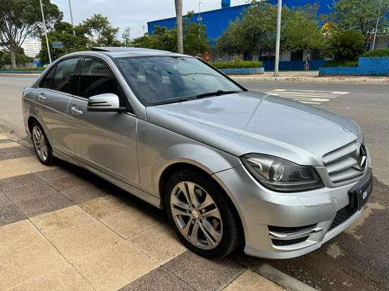 MERCEDES-BENZ-C 200-2013