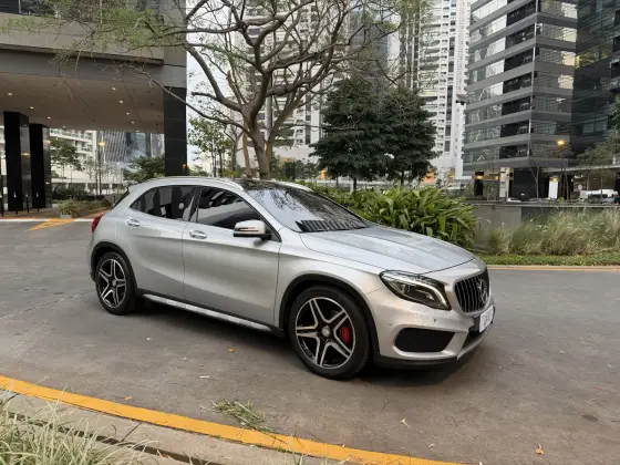MERCEDES-BENZ GLA 250 2.0 16V TURBO GASOLINA SPORT 4P 4MATIC AUTOMÁTICO