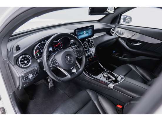 MERCEDES-BENZ-GLC 250-2019