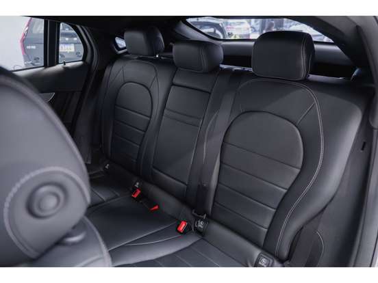 MERCEDES-BENZ-GLC 250-2019
