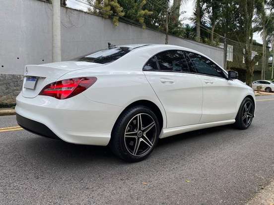 MERCEDES-BENZ-CLA 180-2018