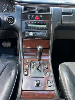 MERCEDES-BENZ-E 420-4.2 ELEGANCE V8 GASOLINA 4P AUTOMÁTICO MERCEDES-BENZ-E 420-1996