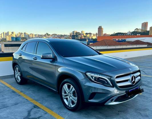 MERCEDES-BENZ GLA 200 1.6 CGI ENDURO 16V TURBO FLEX 4P AUTOMÁTICO