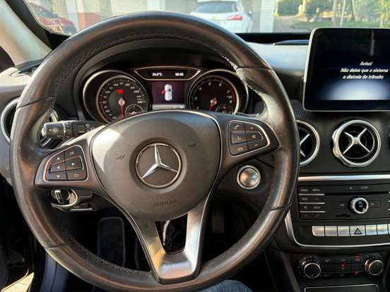 MERCEDES-BENZ-GLA 200-1.6 CGI FLEX ADVANCE 7G-DCT MERCEDES-BENZ-GLA 200-2019