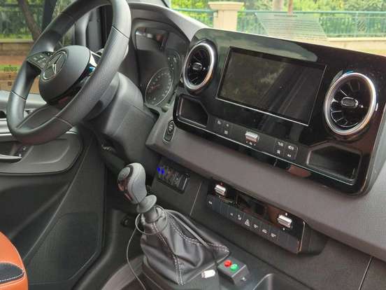 MERCEDES-BENZ-SPRINTER-2.0 CDI DIESEL VAN 417 TA LONGO 16L MANUAL MERCEDES-BENZ-SPRINTER-2024
