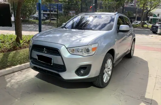 MITSUBISHI ASX 2.0 4X2 16V GASOLINA 4P AUTOMÁTICO MITSUBISHI ASX 2.0 4X2 16V GASOLINA 4P AUTOMÁTICO