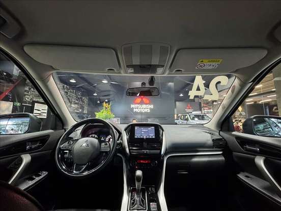 MITSUBISHI-ECLIPSE CROSS-1.5 MIVEC TURBO GASOLINA HPE CVT MITSUBISHI-ECLIPSE CROSS-2023
