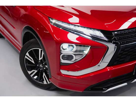 MITSUBISHI-ECLIPSE CROSS-2024