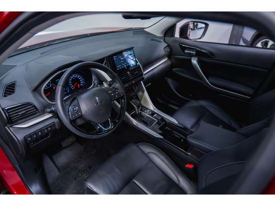 MITSUBISHI-ECLIPSE CROSS-2024