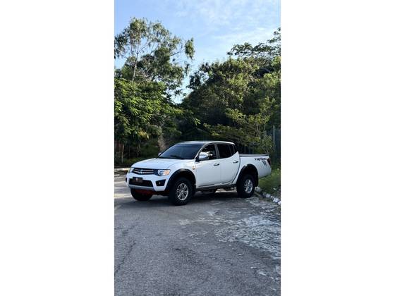 MITSUBISHI L200 TRITON 3.2 GLS 4X4 CD 16V TURBO INTERCOLER DIESEL 4P MANUAL