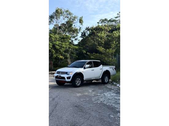 MITSUBISHI-L200 TRITON-3.2 GLS 4X4 CD 16V TURBO INTERCOLER DIESEL 4P MANUAL MITSUBISHI-L200 TRITON-2013
