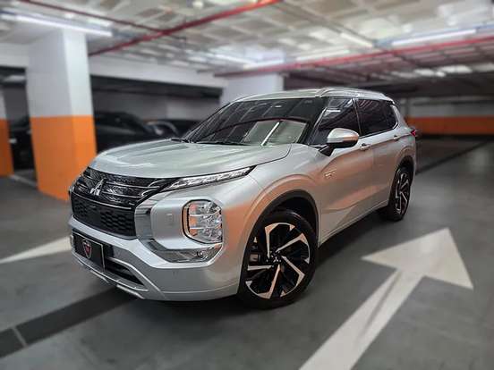 MITSUBISHI-OUTLANDER-2.4 PHEV HPE-S S-AWC DHT MITSUBISHI-OUTLANDER-2026