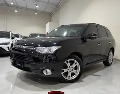 MITSUBISHI OUTLANDER 3.0 GT 4X4 V6 24V GASOLINA 4P AUTOMÁTICO MITSUBISHI OUTLANDER 3.0 GT 4X4 V6 24V GASOLINA 4P AUTOMÁTICO